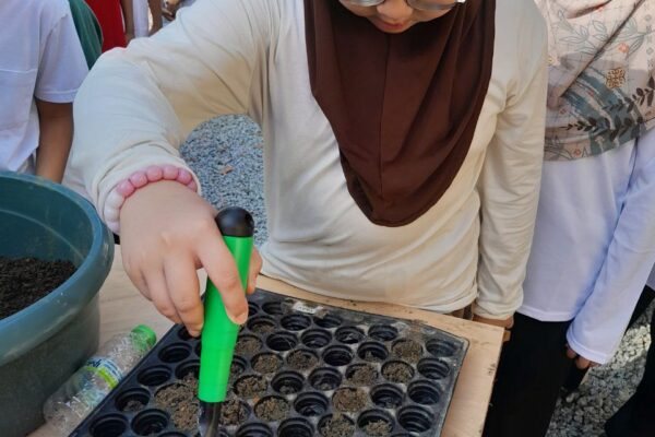 Sri Showme Primary School Trip to Serambi Niaga, UMT!  .