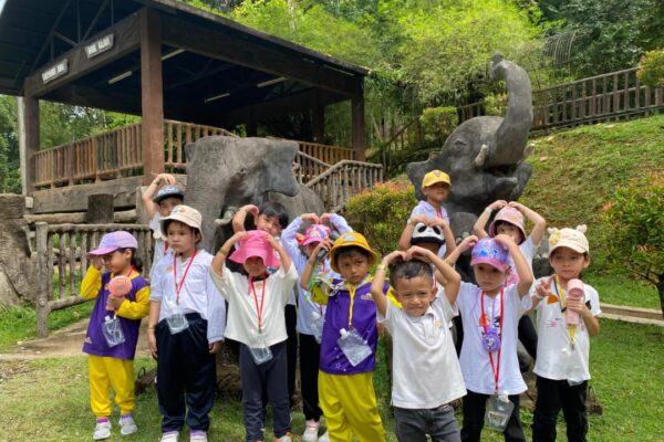 SHOWME KIDS & SPECIAL NEEDS STUDENTS VISIT KENYIR ELEPHANT CONSERVATION VILLAGE