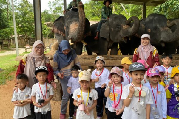 SHOWME KIDS & SPECIAL NEEDS STUDENTS VISIT KENYIR ELEPHANT CONSERVATION VILLAGE