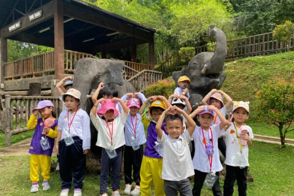 SHOWME KIDS & SPECIAL NEEDS STUDENTS VISIT KENYIR ELEPHANT CONSERVATION VILLAGE