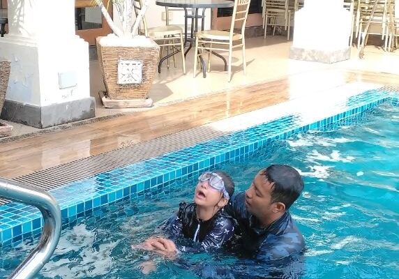Swimming Class at Sri Arini School 🏊‍♂️