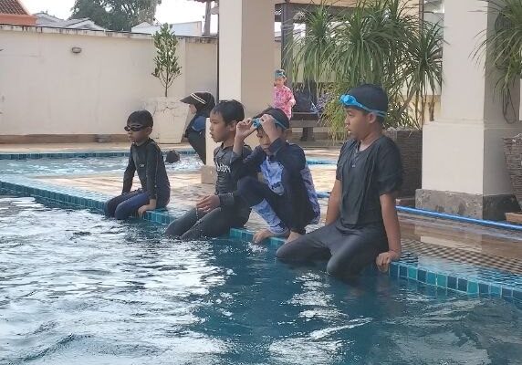 Swimming Class at Sri Arini School 🏊‍♂️