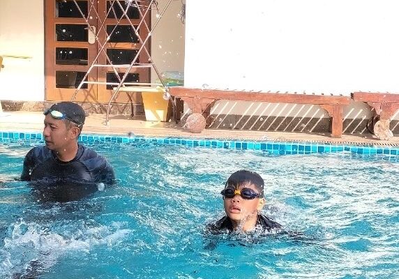 Swimming Class at Sri Arini School 🏊‍♂️
