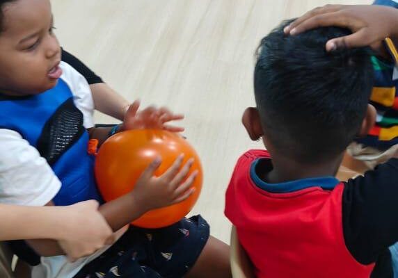 Gross Motor Activity: Passing Balloon with Elbow 🎈