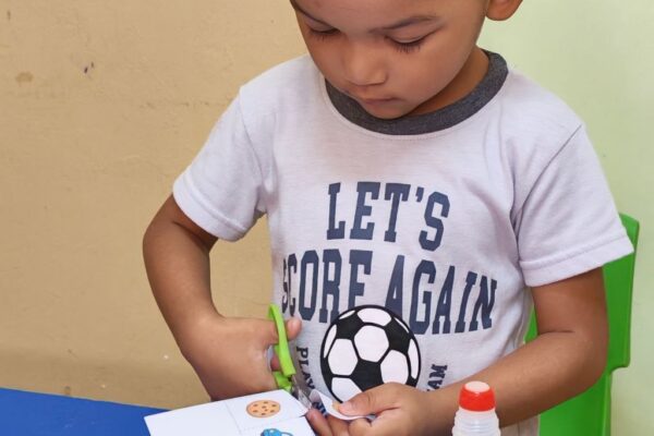 Showme Kids : 🌿✨ Tadabbur Alam: Sharing is Caring ✨🌿